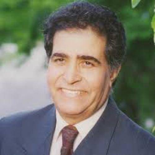 هوشمند عقیلی زیباترین جامه هایم را بپوشم من