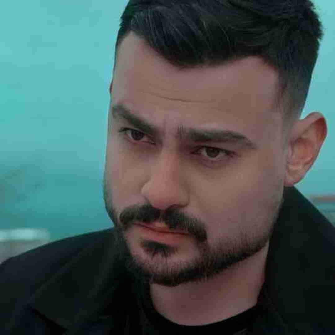 روح الله کرمی بغض سنگین روژ آخرد ها یادم