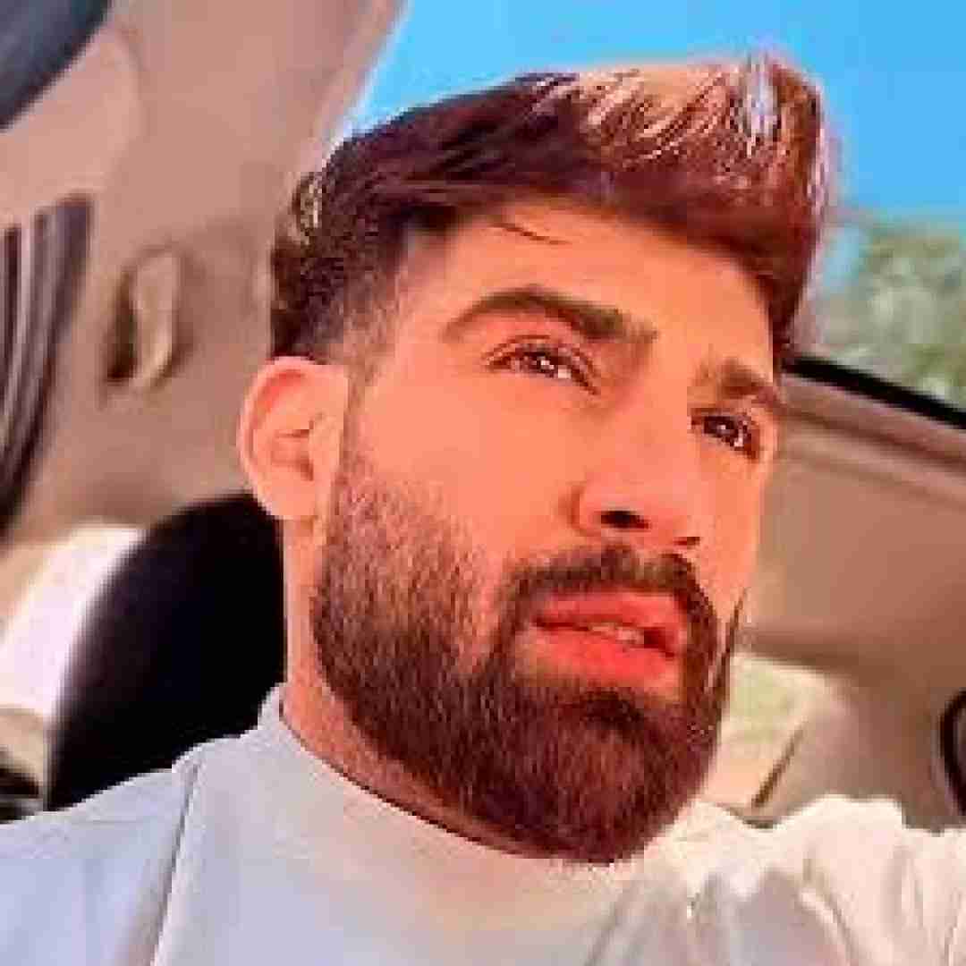 محمد محرمی  الان داغی نمیفهمی چی سرت اومده