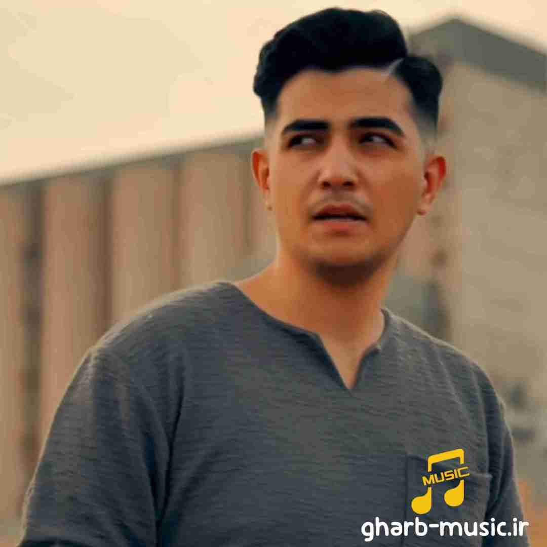 اهورا اعوذو بالله وسوسه میکنه اون چشای تو مث الکله