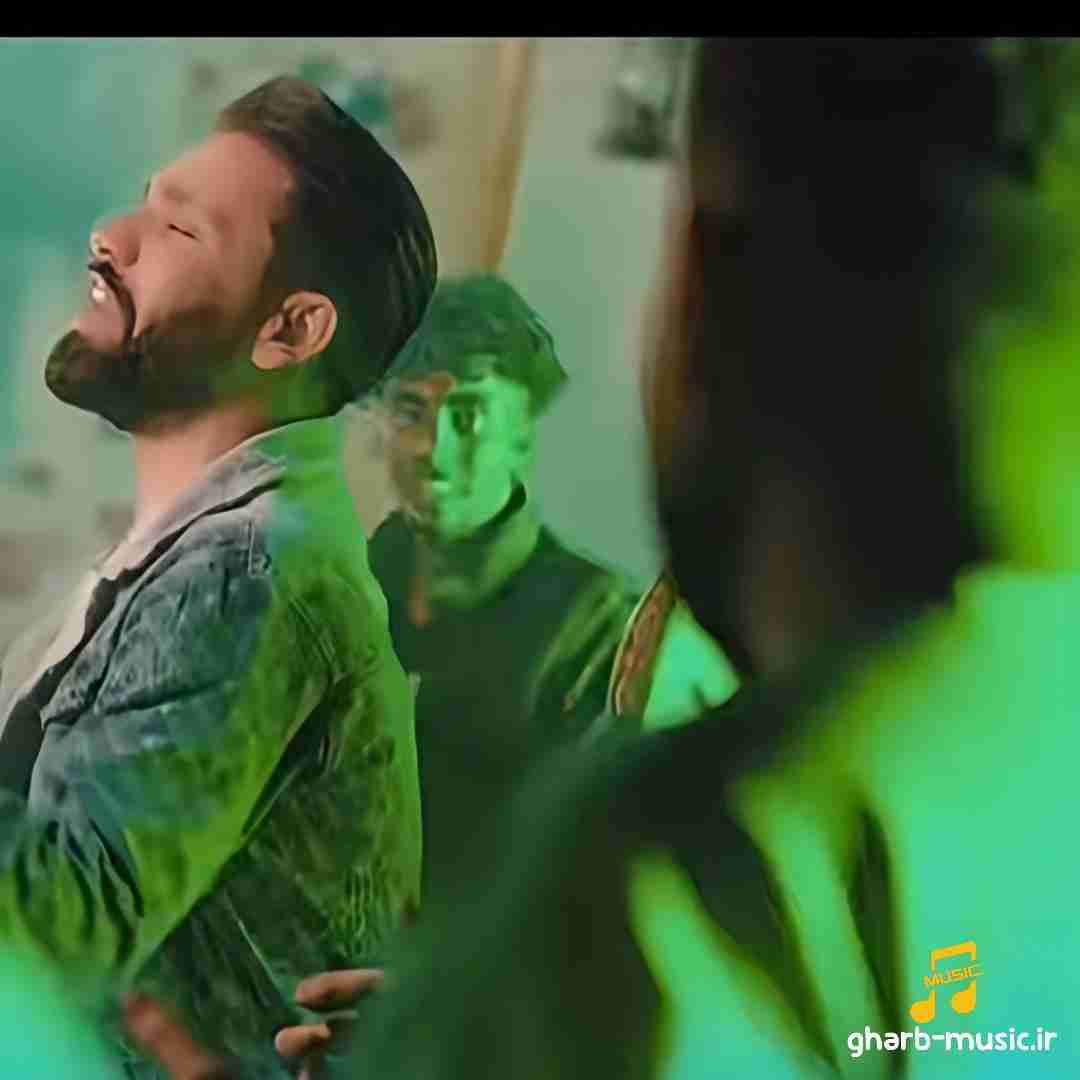 رضا سهی بزنوم به تخته نچرال و شیکه مثل پلنگه اصله نه فیکه