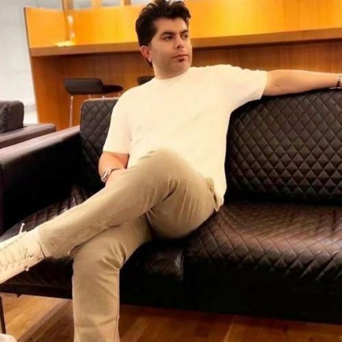 علی رزاقی آتا